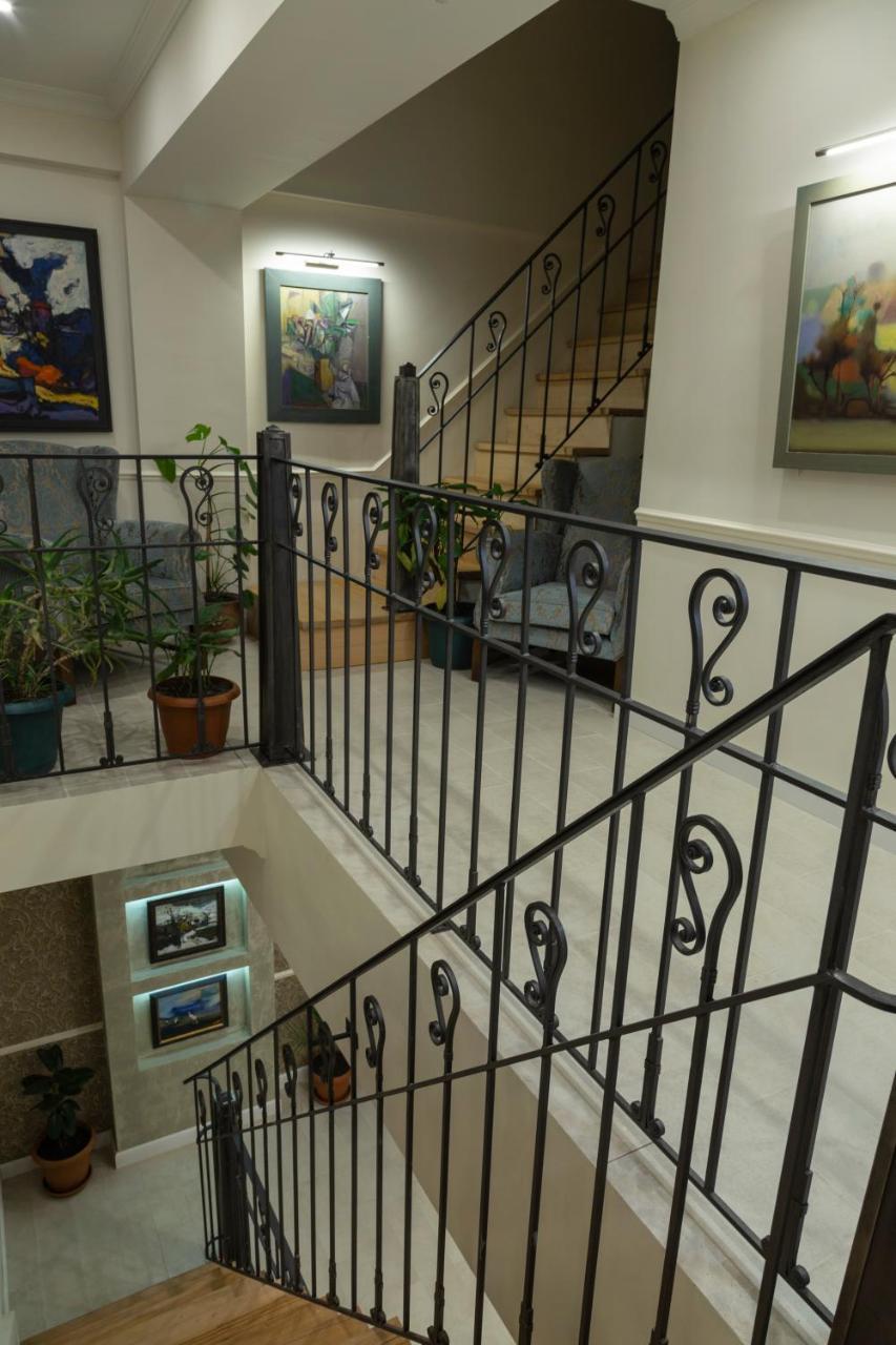 Omart Hotel - Gallery Tbilissi Extérieur photo